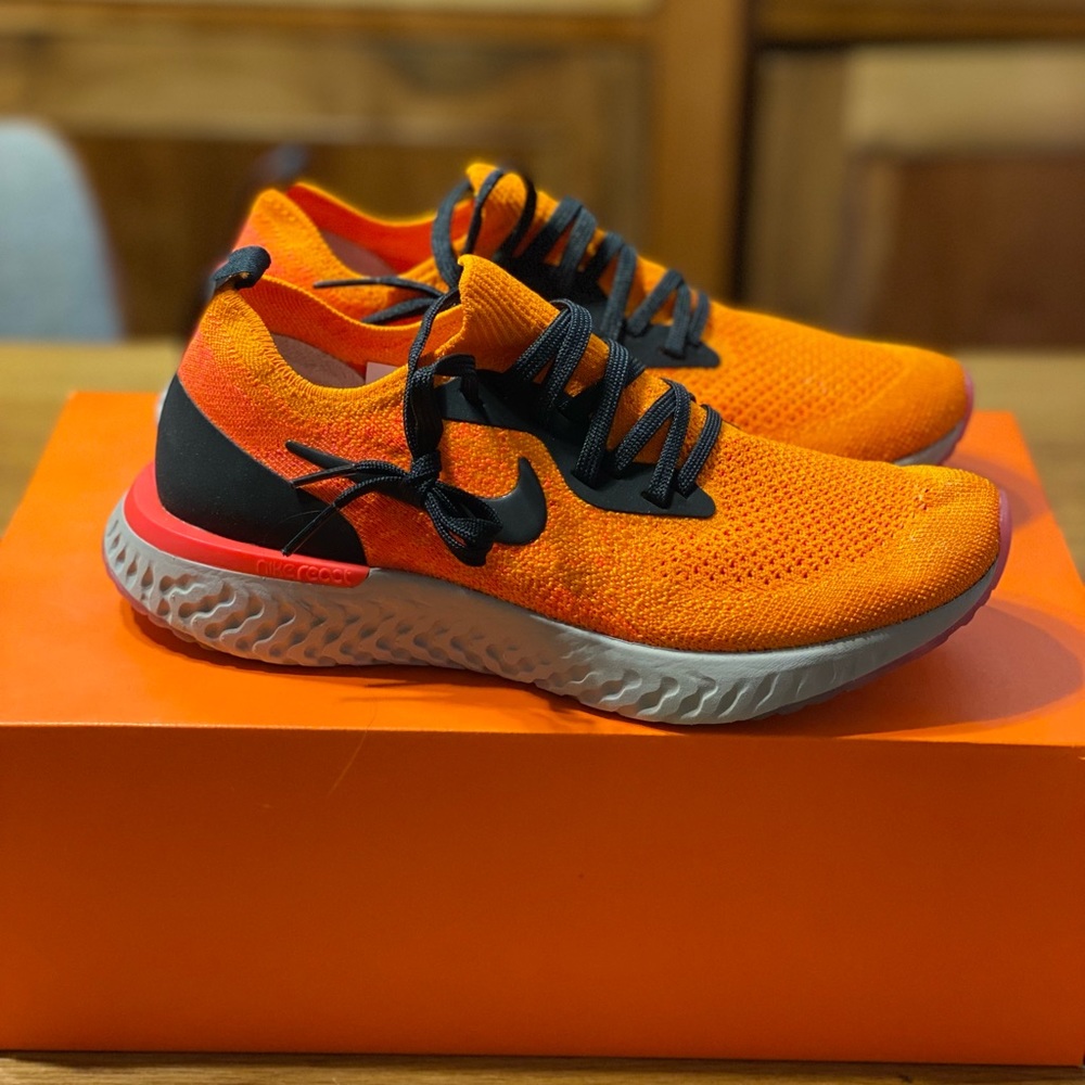 NIKE sneakers